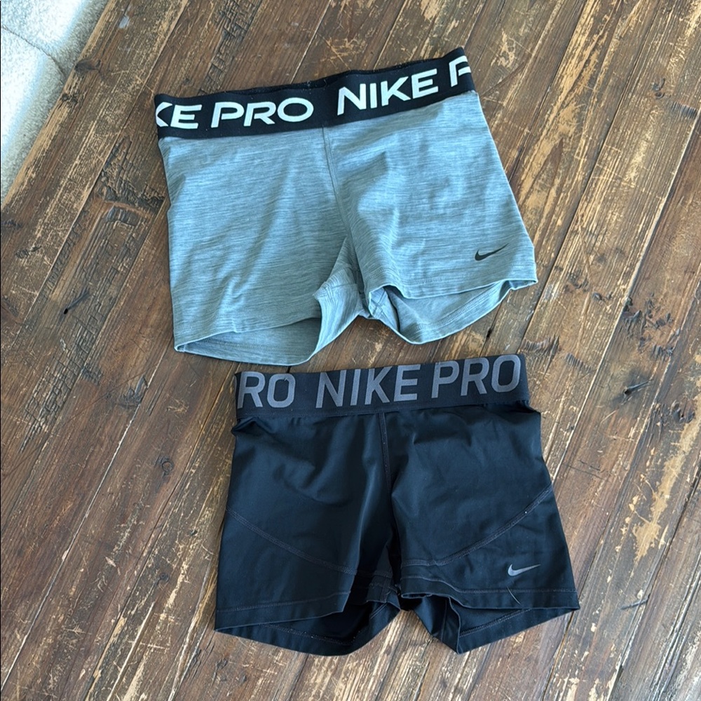 Nike Pro Women's Athletic Shorts - Gray and Black